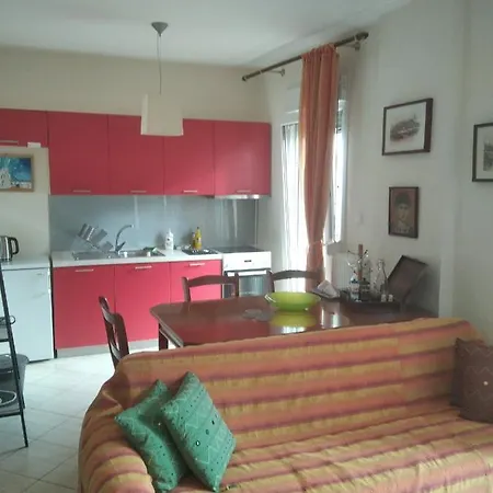 Independant Apartment *